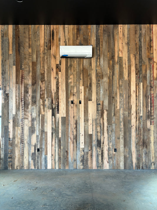 Skip-Planed Reclaimed mixed Oak