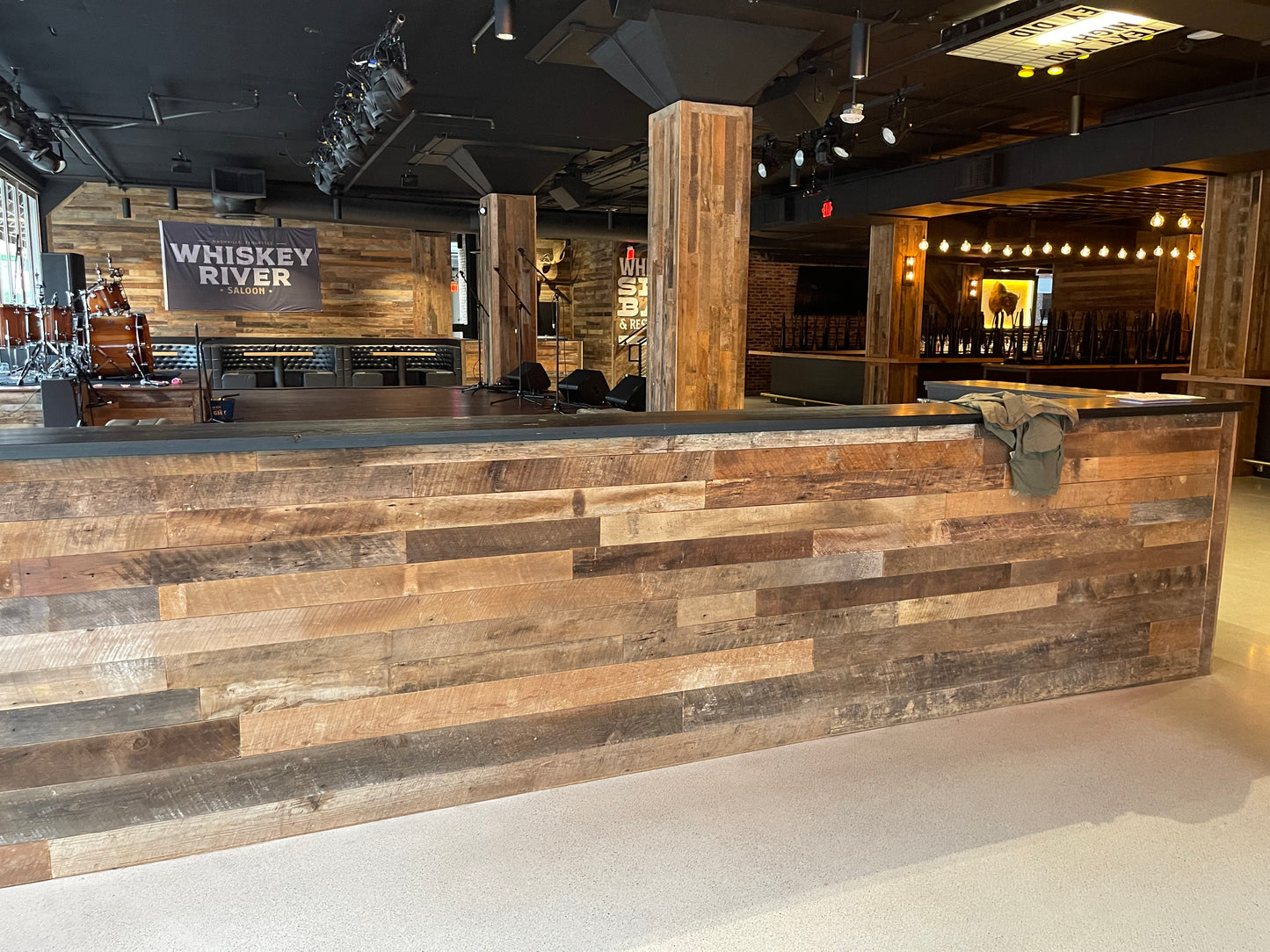 Standard Shiplap (Majority Brown)